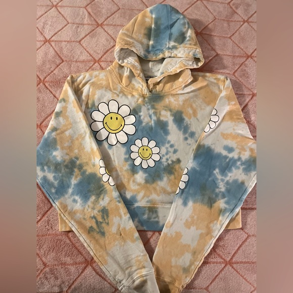 Samii Ryan x Smiley cropped tie dye daisy hoodie - Picture 1 of 5